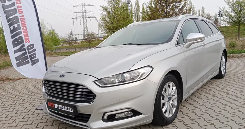 samochody osobowe Ford Mondeo cena 38900 przebieg: 220000, rok produkcji 2016 z Poznań